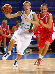 JEZT - Jokubas Gintvainis - Science City Jena - Foto © FIBA Europe