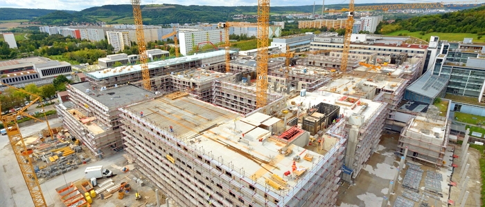 JEZT - Blick von Kran 2 auf die Baustelle des Uniklinikums Jena - Foto © UKJ Szabo 11-2014
