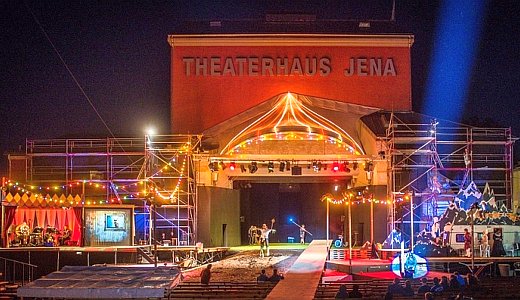 Bühnenaufbau von "Kasimir und Karoline" - Foto © Theaterhaus Jena Joachim Dette