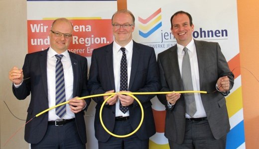 JEZT - Tobias Wolfrum Thomas Dirkes und Jean-Pascal Roux stellten das Projekt gemeinsam vor - Foto © Stadtwerke Jena Gruppe