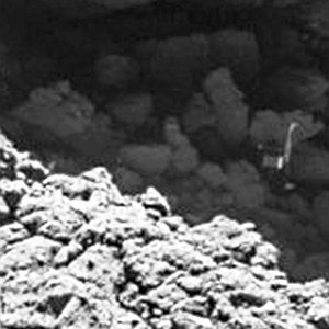 JEZT - Kometenlander Philae steckt fest. - Foto © ESA Team Rosetta