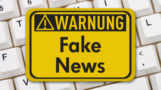 Fake News Warnung - FotoliaLicense#133527771