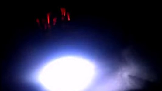 Red Sprites filmed by Andreas Mogensen during his ISS-Mission © DTUbroadcast